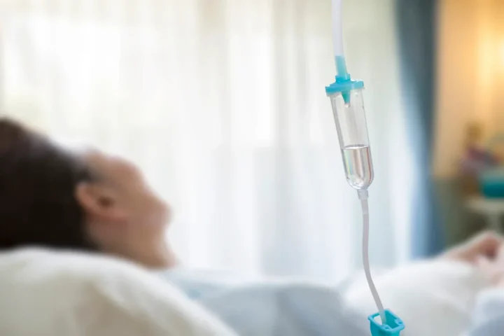 がん治療に高濃度ビタミンC点滴は意味ない?検討前に知るべきこと がん治療に高濃度ビタミンC点滴は意味ない?検討前に知るべきこと