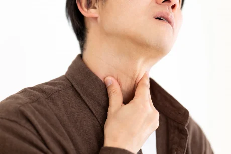 食道がんの手術とは？種類・入院期間・術後の生活と治療法を解説